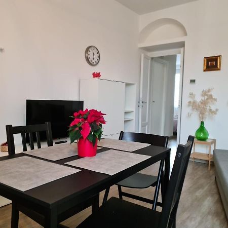 Welchome Marghera 18 Милано Екстериор снимка